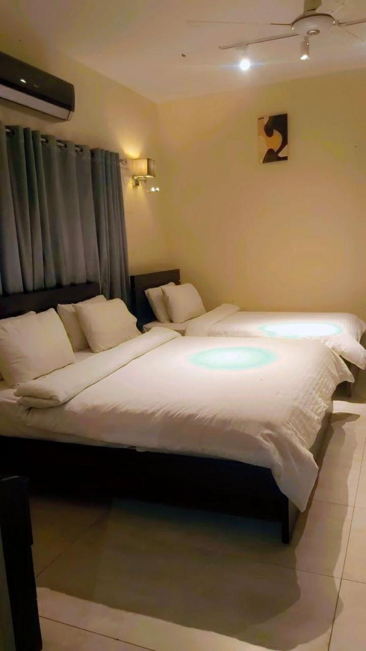 Elet Business Hotel カラチ エクステリア 写真