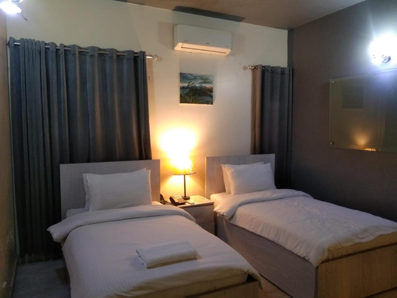 Elet Business Hotel カラチ エクステリア 写真